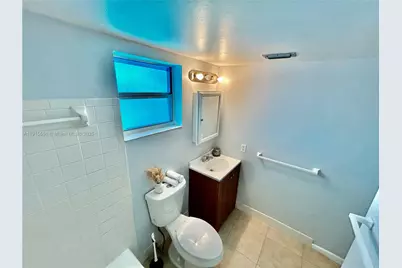 2213 NE 1st Ct #203, Boynton Beach, FL 33435 - Photo 12