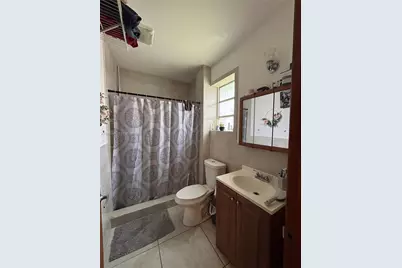 808 NW 75th St, Miami, FL 33150 - Photo 36