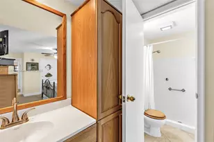 2320 NW 73rd Ave, Sunrise, FL 33313 - Photo 24