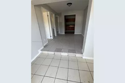 626 NW 10th Ter #1, Fort Lauderdale, FL 33311 - Photo 2
