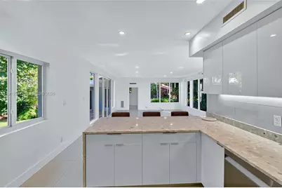 1017 NE 95th St, Miami Shores, FL 33138 - Photo 22