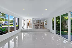 1017 NE 95th St, Miami Shores, FL 33138 - Photo 18