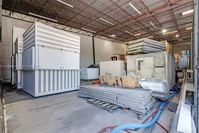 3353 NW 74th Ave, Miami, FL 33122 - Photo 50