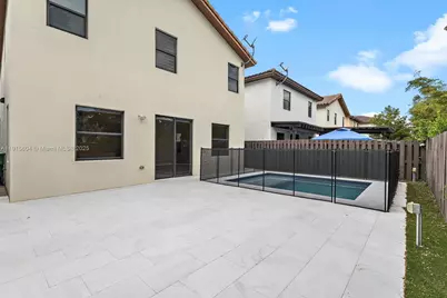 8725 NW 102nd Ct #., Doral, FL 33178 - Photo 20