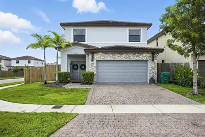 25009 SW 108th Ave, Homestead, FL 33032 - Photo 4