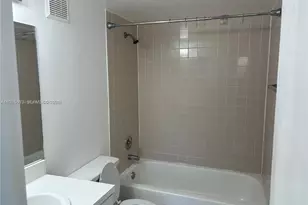 8240 SW 210th St, Cutler Bay, FL 33189 - Photo 10