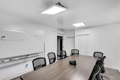 1226 NW 23rd Ave, Fort Lauderdale, FL 33311 - Photo 18