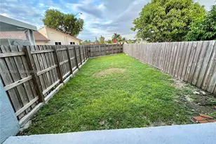 3826 SW 107th Ave, Miami, FL 33165 - Photo 18