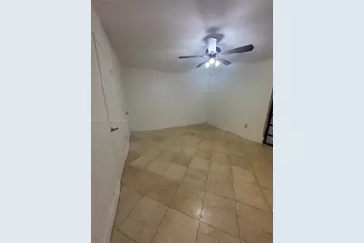 7000 Crown Gate Ct #7000, Miami Lakes, FL 33014 - Photo 8