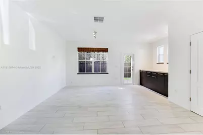 2970 Bird Ave #15, Miami, FL 33133 - Photo 4