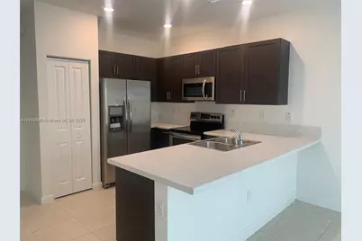 2613 SE 13th Ct #2613, Homestead, FL 33035 - Photo 2