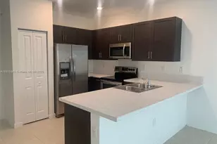 2613 SE 13th Ct, Homestead, FL 33035 - Photo 2