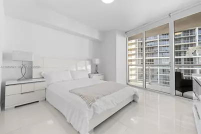 495 Brickell Ave #2206, Miami, FL 33131 - Photo 20