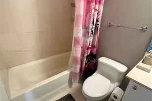 60 SW 13th St, Miami, FL 33130 - Photo 8