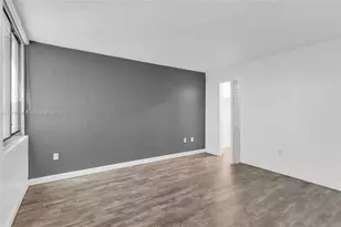 10400 SW 108th Ave, Miami, FL 33176 - Photo 10