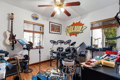 6632 SW 64th Ave, South Miami, FL 33143 - Photo 20