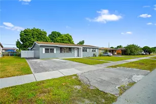 19631 NW 6th Ct, Miami Gardens, FL 33169 - Photo 2