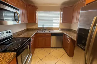 9113 Lime Tree Ln, Pembroke Pines, FL 33024 - Photo 1