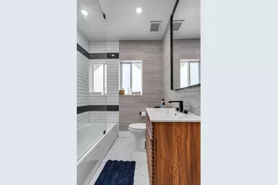 70 NE 50th St, Miami, FL 33137 - Photo 18