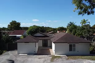 19754 NW 61st Ave, Hialeah, FL 33015 - Photo 1