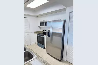 19501 W Country Club Dr #2310, Aventura, FL 33180 - Photo 12