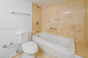 5900 Collins Ave, Miami Beach, FL 33140 - Photo 18