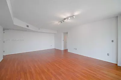 5900 Collins Ave #506, Miami Beach, FL 33140 - Photo 4