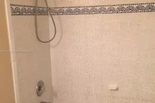 6141 NW 115th Pl, Doral, FL 33178 - Photo 14