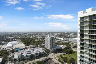 1750 N Bayshore Dr, Miami, FL 33132 - Photo 20