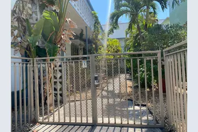 6805 Abbott Ave #7, Miami Beach, FL 33141 - Photo 8