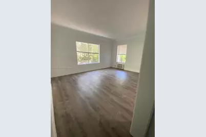 6805 Abbott Ave #7, Miami Beach, FL 33141 - Photo 10