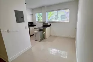 1198 Marseille Dr, Miami Beach, FL 33141 - Photo 4