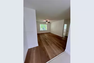 1198 Marseille Dr #4, Miami Beach, FL 33141 - Photo 2