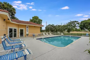 9905 Westwood Dr, Tamarac, FL 33321 - Photo 16