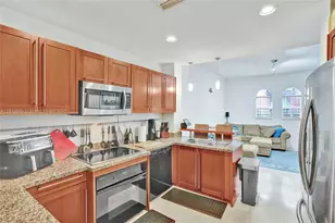 18450 NE 30th Pl, Aventura, FL 33160 - Photo 26