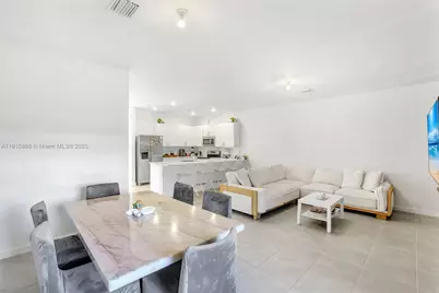 12859 SW 243rd Ter, Homestead, FL 33032 - Photo 10