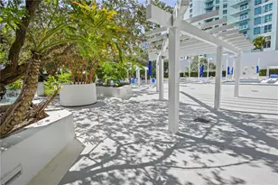 1800 N Bayshore Dr, Miami, FL 33132 - Photo 30