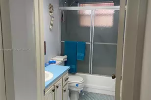 9581 Sunrise Lakes Blvd, Sunrise, FL 33322 - Photo 22