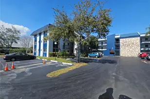 3190 Holiday Springs Blvd, Margate, FL 33063 - Photo 22