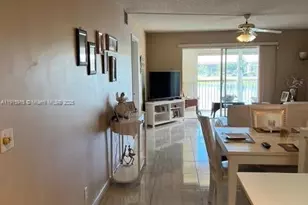 13001 SW 11th Ct, Pembroke Pines, FL 33027 - Photo 32