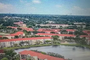 13001 SW 11th Ct, Pembroke Pines, FL 33027 - Photo 2