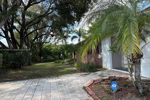 5461 W Broward Blvd, Plantation, FL 33317 - Photo 1