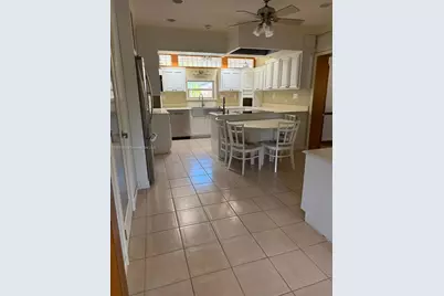 5461 W Broward Blvd, Plantation, FL 33317 - Photo 10