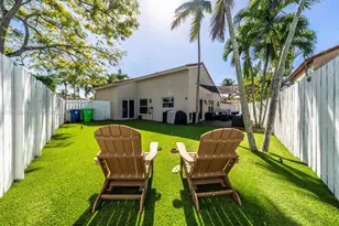 12626 NW 15th St, Sunrise, FL 33323 - Photo 2