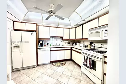 2030 S Ocean Dr #521, Hallandale Beach, FL 33009 - Photo 16