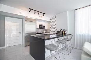 500 Brickell Ave, Miami, FL 33131 - Photo 2