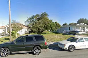 913 14th St, West Palm Beach, FL 33401 - Photo 1