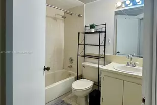 8290 Lake Dr, Doral, FL 33166 - Photo 10