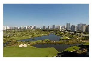 19501 W Country Club Dr, Aventura, FL 33180 - Photo 28