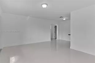 11239 SW 5th Terrace, Sweetwater, FL 33174 - Photo 8